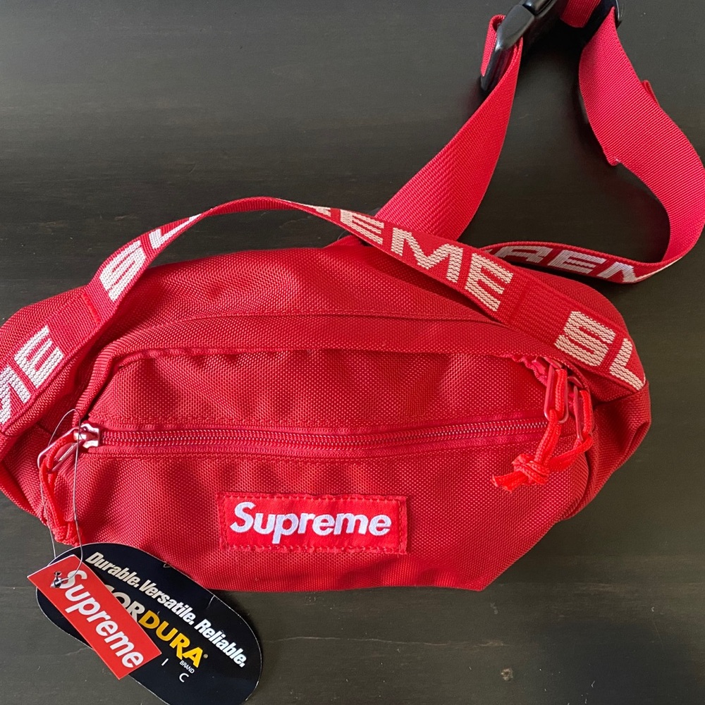 Supreme fanny pack